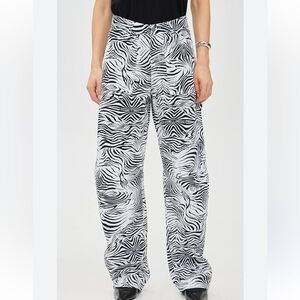 AFRM Women's Rhett Carpenter Barrel Pants zebra print size 24
